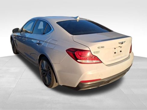 Certified 2021 Genesis G70 2.0T image 3