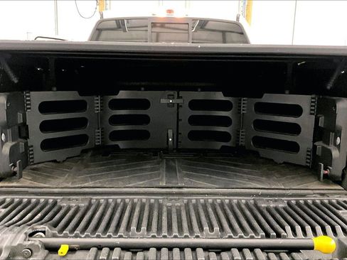 Used 2010 Ford F150 Platinum image 34