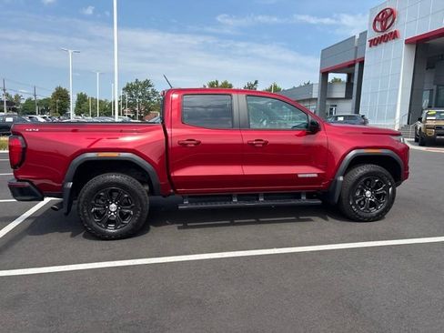 Used 2023 GMC Canyon Elevation w/ Elevation Premium Package AWD/4WD image 8