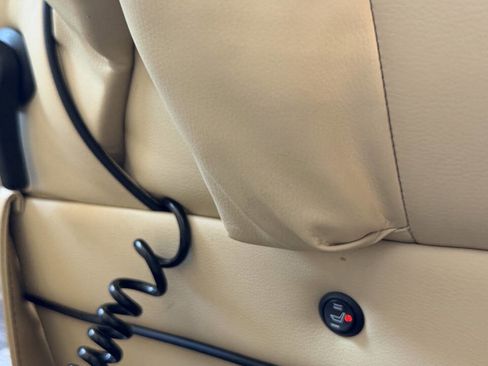 Used 2019 Mercedes-Benz Sprinter 170 image 65