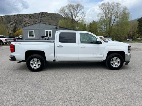 Used 2017 Chevrolet Silverado 1500 LT w/ All Star Edition AWD/4WD image 7