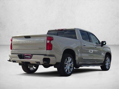 New 2026 Chevrolet Silverado 1500 High Country w/ High Country Premium Package AWD/4WD image 5