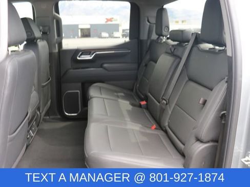 Used 2025 GMC Sierra 1500 SLT image 15