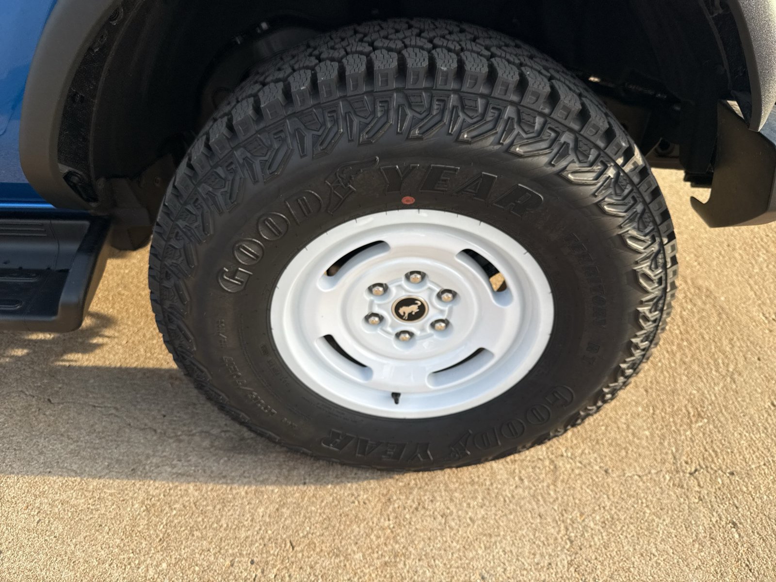 New 2026 Ford Bronco Heritage Edition AWD/4WD image 14