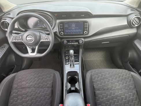 Used 2022 Nissan Kicks SV FWD image 15