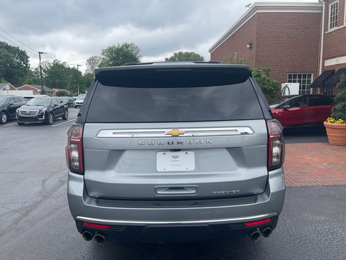 Used 2023 Chevrolet Suburban Premier AWD/4WD image 10