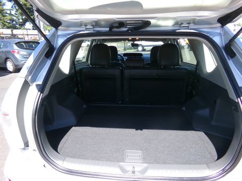 Used 2012 Toyota Prius V Three FWD image 7