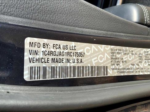 Used 2024 Dodge Durango SXT w/ 3rd Row Seating Group image 68