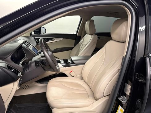 Certified 2020 Lincoln Nautilus Premier w/ Equipment Group 101A AWD/4WD image 25
