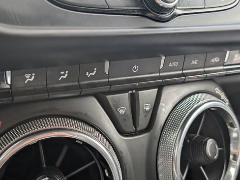 Used 2020 Chevrolet Camaro LT RWD image 19