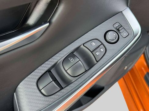 Certified 2025 Nissan Sentra SR w/ SR Premium Package image 16