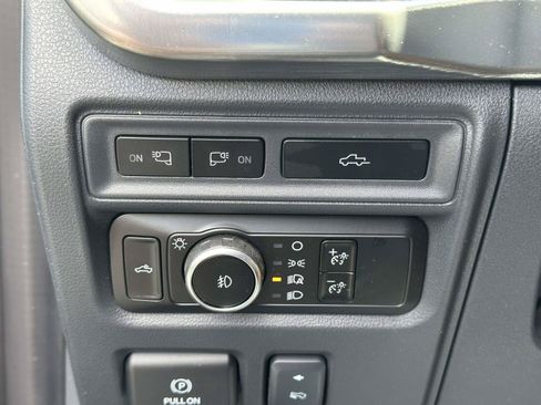 Used 2023 Ford F150 Lariat w/ Equipment Group 502A High AWD/4WD image 34