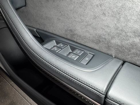 Used 2021 Audi S8 L w/ Full Leather Package AWD/4WD image 21