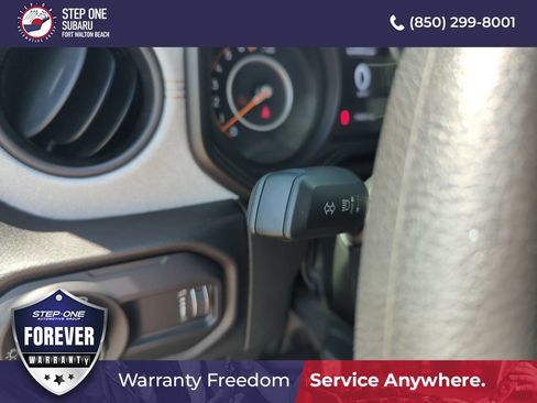 Used 2025 Jeep Gladiator Sport AWD/4WD image 21