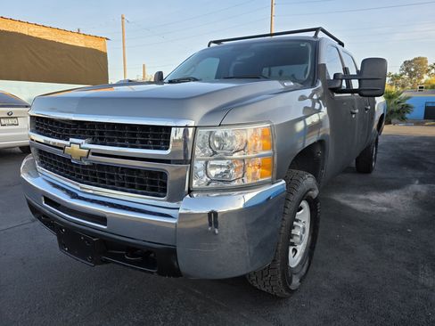 Used 2008 Chevrolet Silverado 2500 W/T AWD/4WD image 7