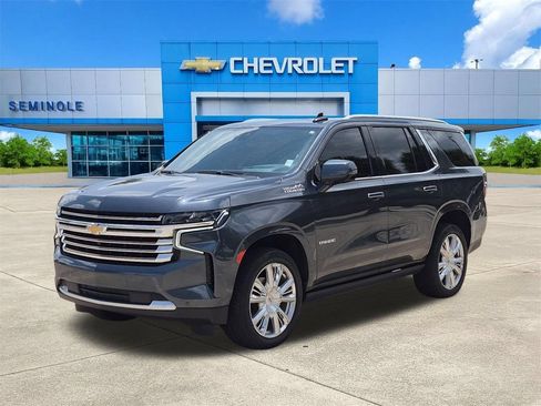 Used 2021 Chevrolet Tahoe High Country w/ Premium Package RWD image 2