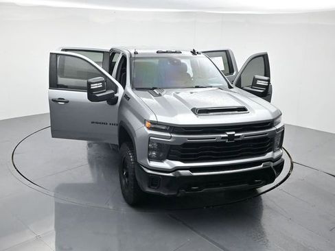 Used 2024 Chevrolet Silverado 2500 Custom w/ Z71 Off-Road Package image 42