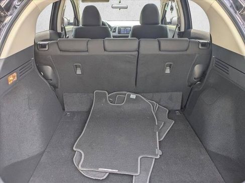 Used 2018 Honda HR-V EX image 6