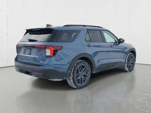 New 2026 Ford Explorer ST-Line image 7