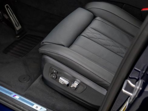 New 2026 BMW X5 xDrive50e w/ Executive Package image 16