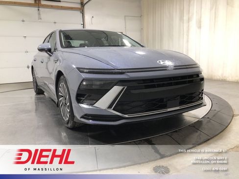 New 2025 Hyundai Sonata SEL image 1