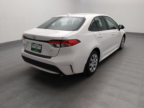 Used 2022 Toyota Corolla LE FWD image 9