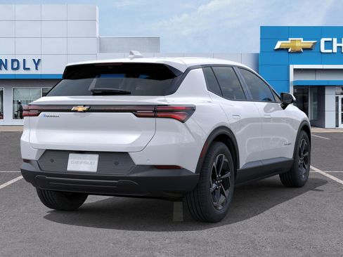 New 2026 Chevrolet Equinox EV LT image 14