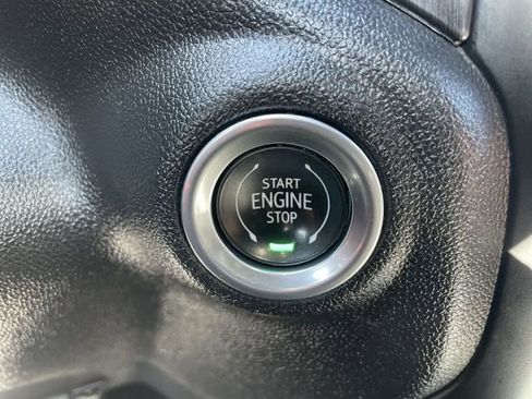 Used 2022 GMC Sierra 1500 AT4 image 16