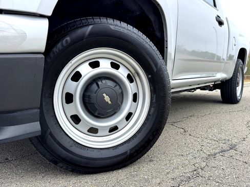 Used 2012 Chevrolet Colorado W/T image 2