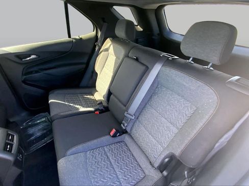 Used 2024 Chevrolet Equinox LT FWD image 21