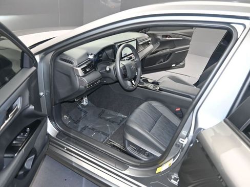 Used 2026 Toyota Camry XSE FWD image 13