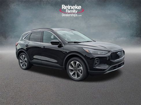 New 2025 Ford Escape Platinum w/ Premium Technology Package image 3