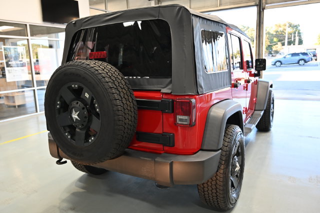 Used 2014 Jeep Wrangler Unlimited Sport AWD/4WD image 5
