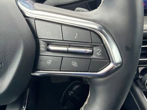 Used 2025 Chevrolet Traverse LT w/ Sun and Wheel Package AWD/4WD image 17