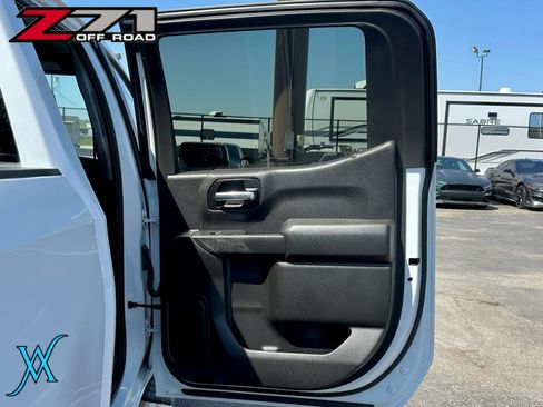 Used 2019 Chevrolet Silverado 1500 LT w/ All-Star Edition AWD/4WD image 24