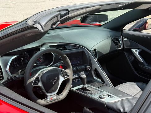 Used 2016 Chevrolet Corvette Stingray Coupe w/ Carbon Flash Badge Package RWD image 13