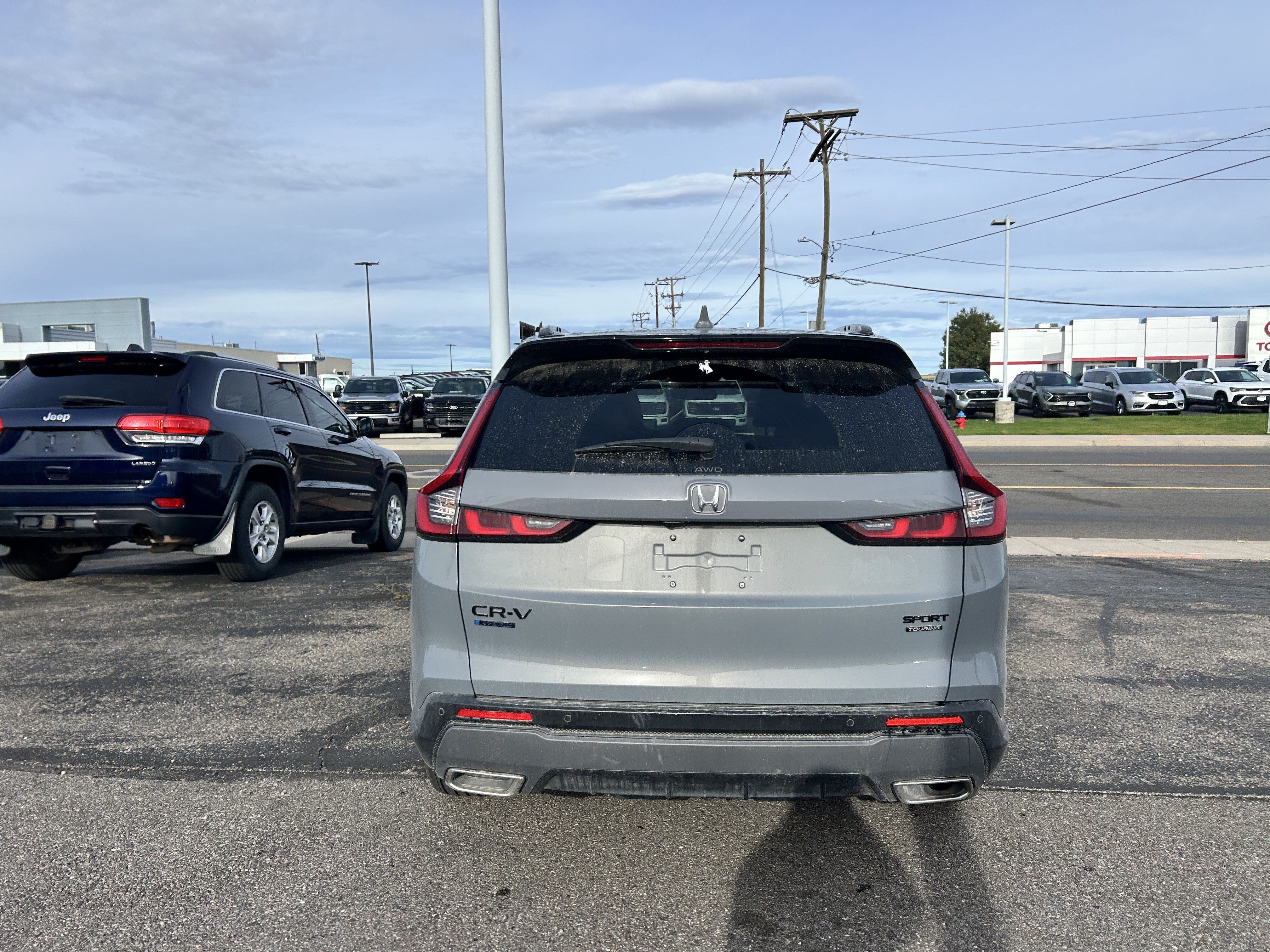 Used 2026 Honda CR-V Sport Touring image 4