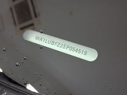 Used 2025 Audi Q4 e-tron Premium Plus w/ Premium Plus image 18