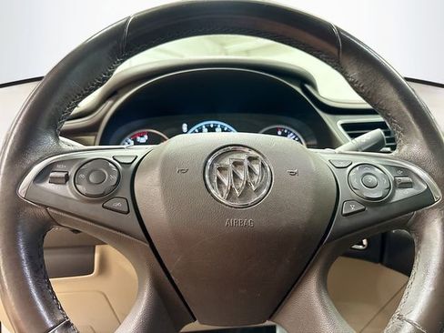 Used 2017 Buick LaCrosse Preferred FWD image 9