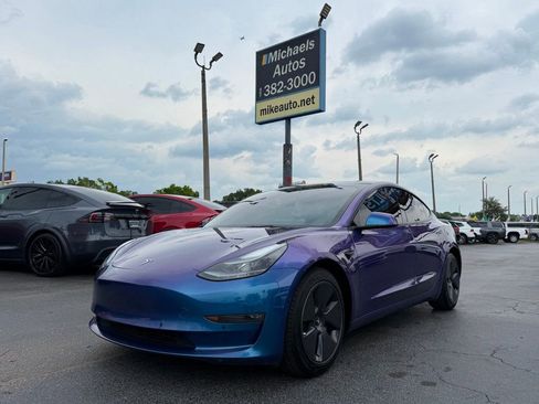 Used 2022 Tesla Model 3 Long Range AWD/4WD image 1