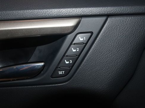 Used 2022 Lexus RX 350L Premium image 10