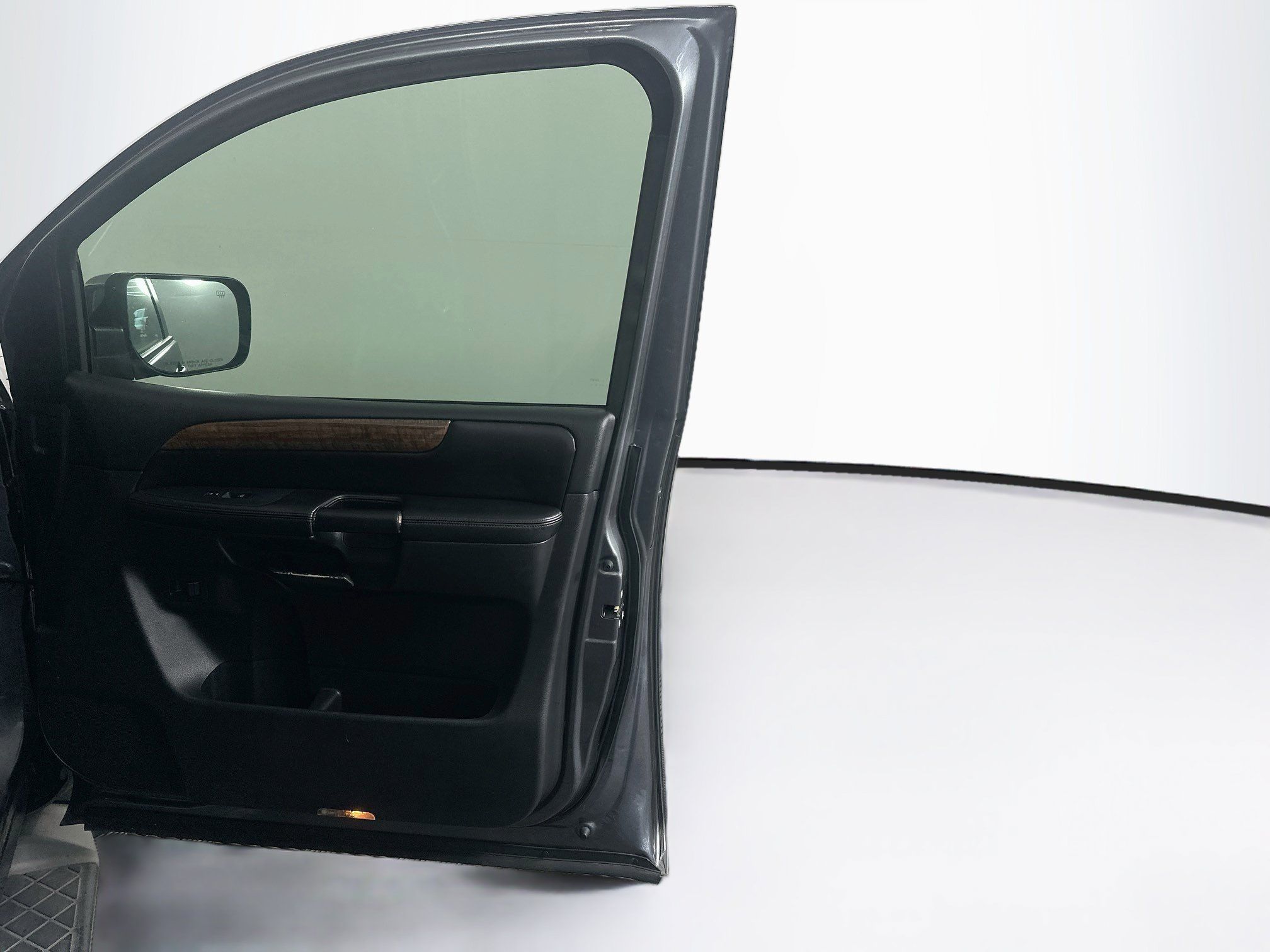 Used 2014 Nissan Armada SL RWD image 32