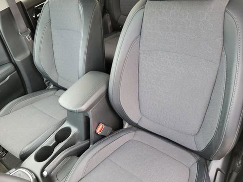 Used 2025 Kia Seltos S FWD image 11