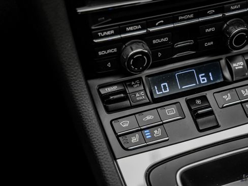 Used 2015 Porsche 911 Carrera image 64