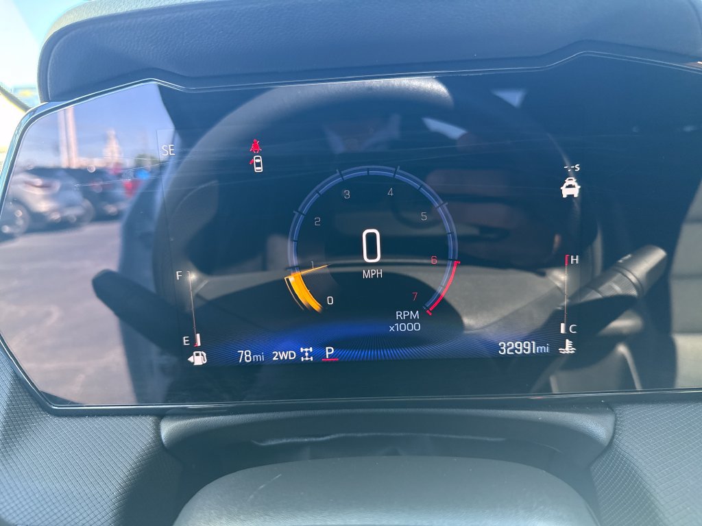 Used 2025 Chevrolet TrailBlazer LT AWD/4WD image 17