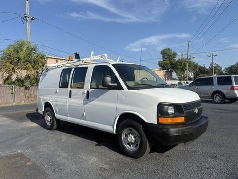 Used 2009 Chevrolet Express 2500 RWD image 3