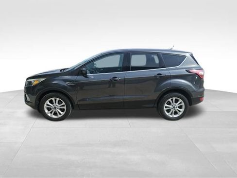 Used 2017 Ford Escape SE w/ SE Cold Weather Package image 5