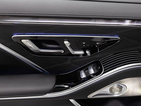 Certified 2024 Mercedes-Benz Maybach S 580 4MATIC image 29