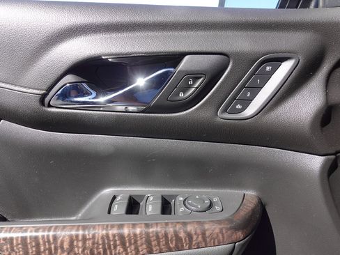 Used 2021 GMC Acadia Denali w/ Denali Ultimate Package AWD/4WD image 15
