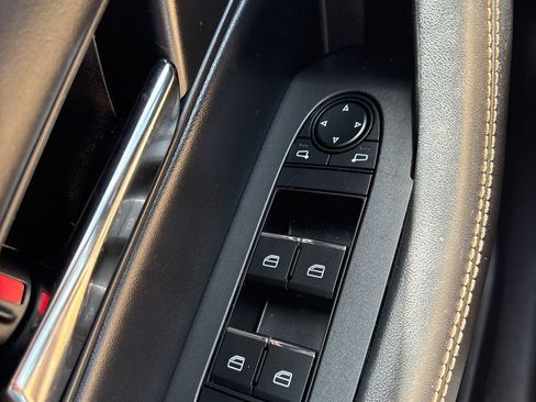 Used 2024 MAZDA CX-90 3.3 Turbo w/ Preferred Plus image 10